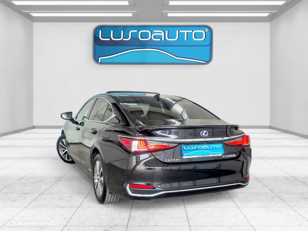 Lexus ES 300h Special Edition - 7