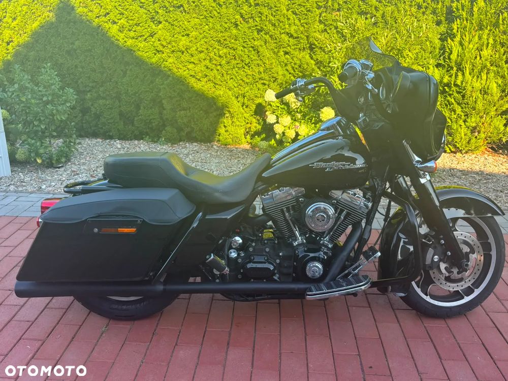 Harley-Davidson Touring Street Glide - 8