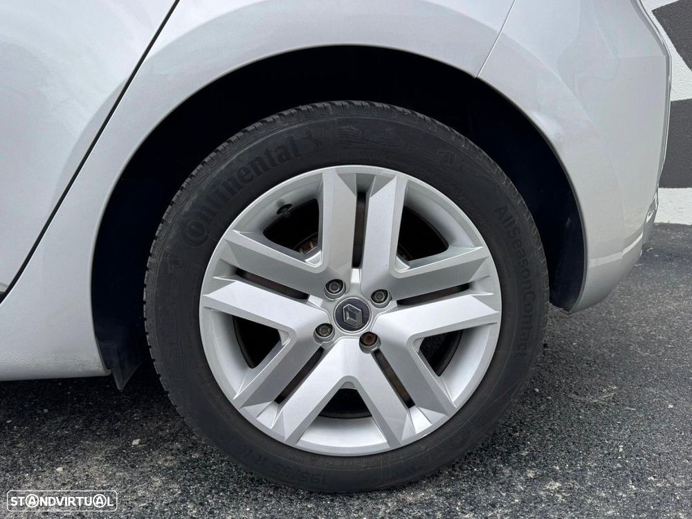 Renault Clio 1.0 TCe Exclusive - 9