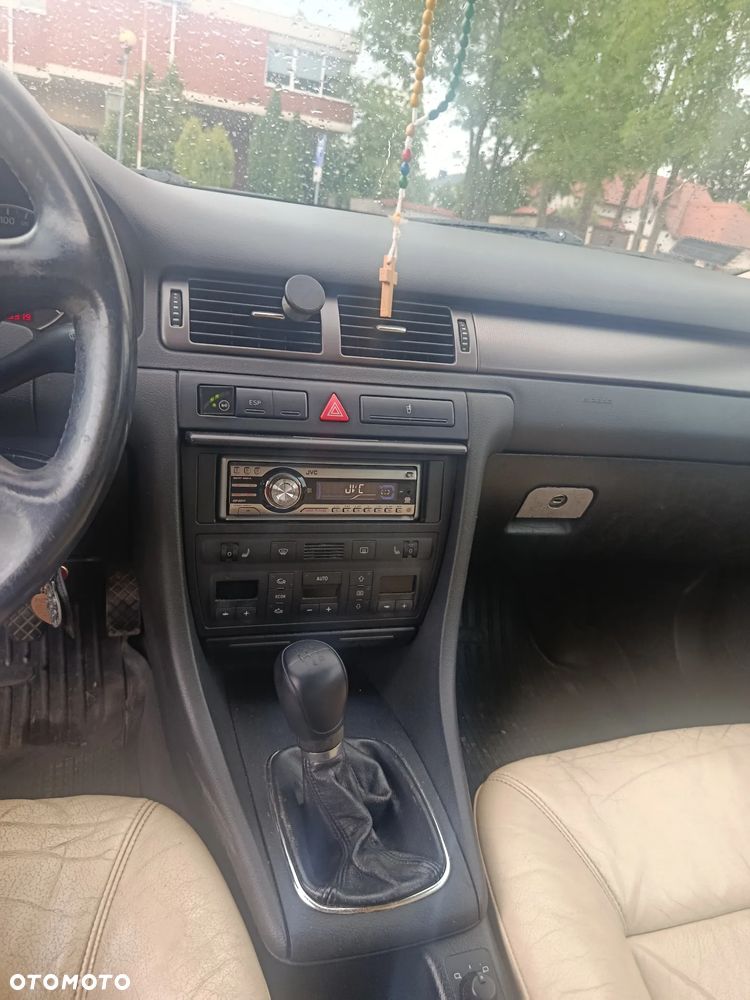 Audi A6 Avant 2 - 4