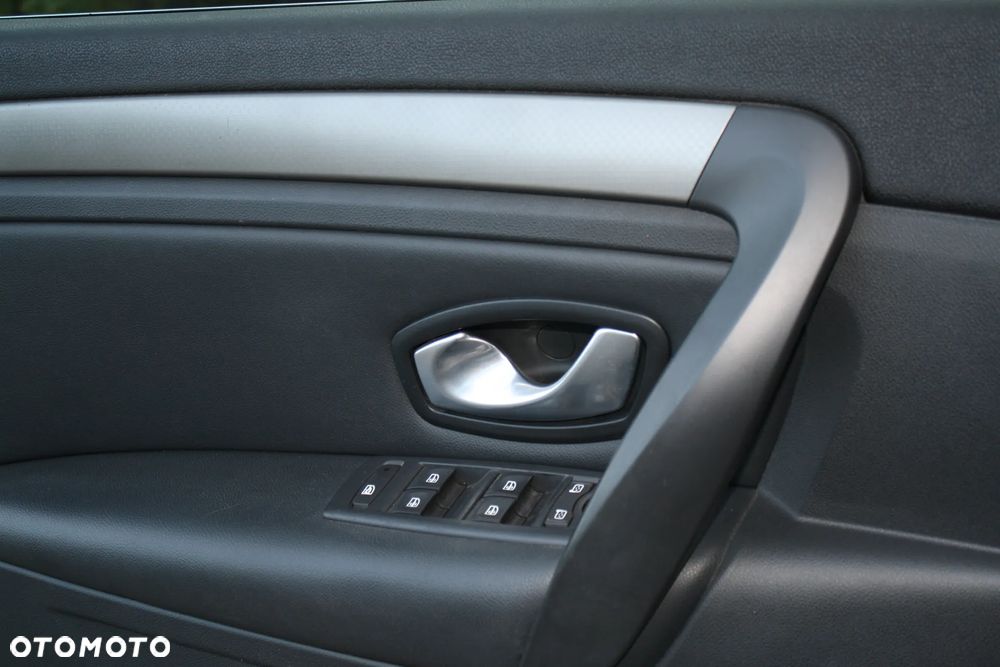 Renault Laguna 2.0 DCi Dynamique - 16