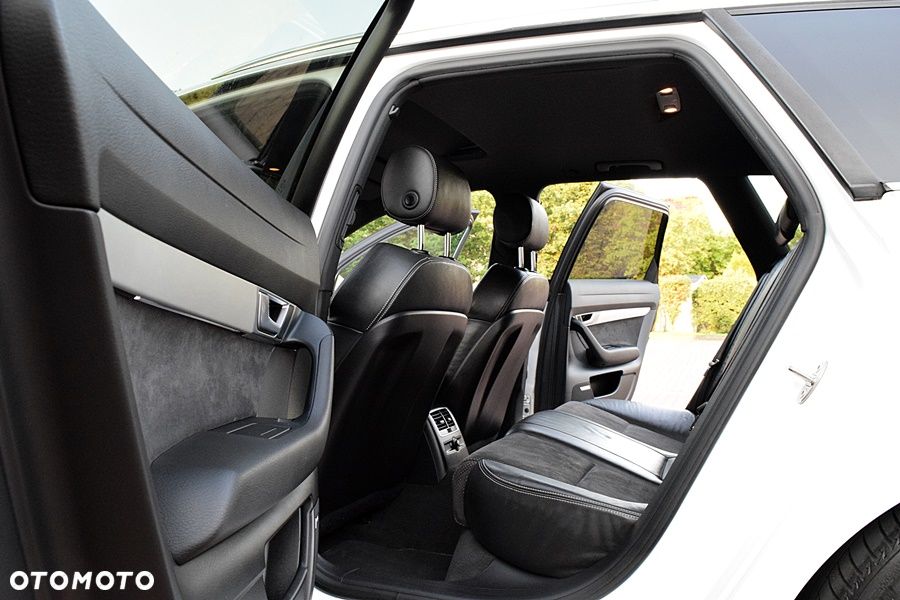 Audi A6 Avant 2.7 TDI DPF quattro tiptronic - 33