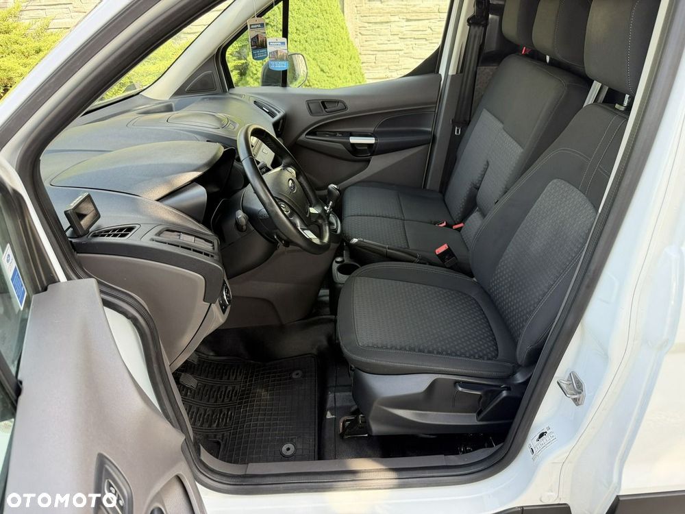 Ford Transit Connect - 14