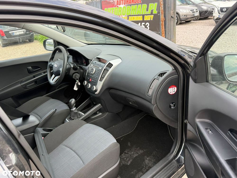 Kia Ceed 1.4 CVVT Attract - 15