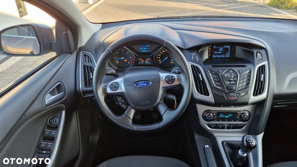 Ford Focus 1.6 TDCi DPF Titanium - 11