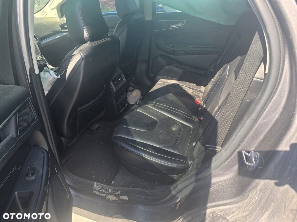Ford Edge - 10