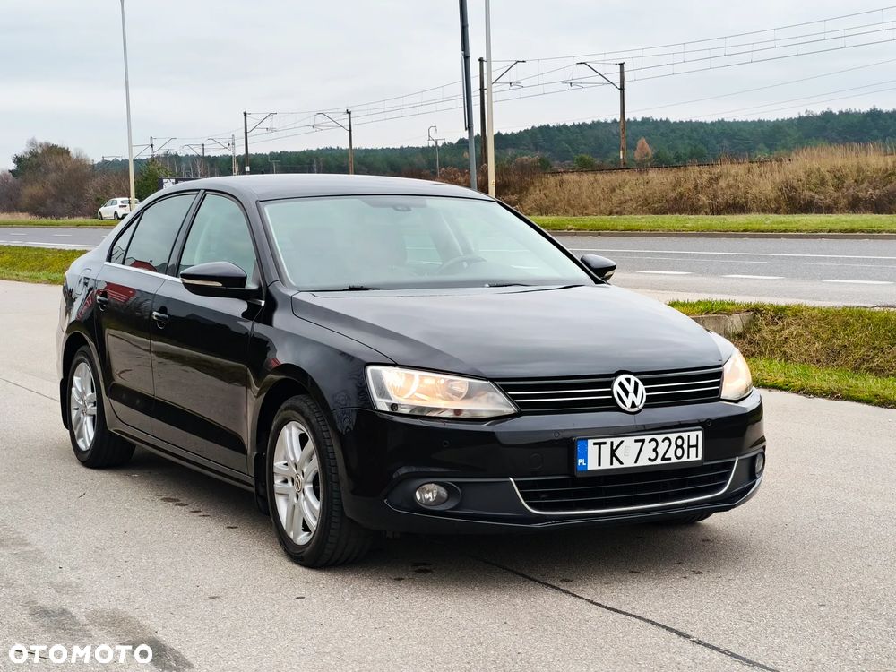 Volkswagen Jetta 1.4 TSI Highline - 2