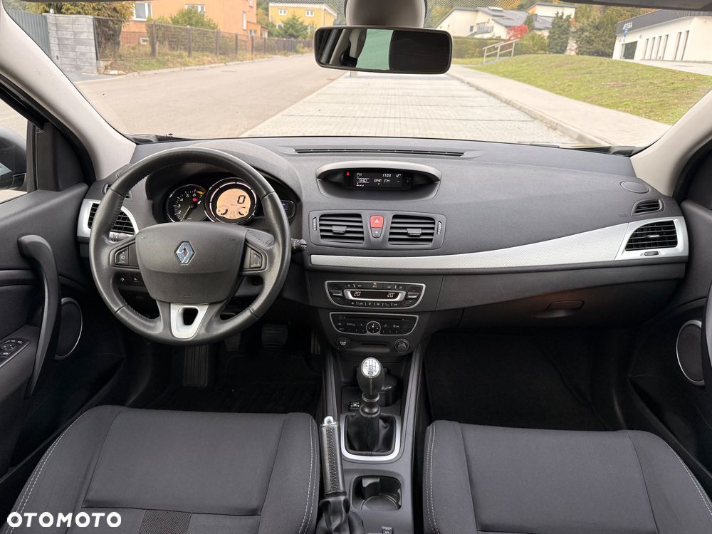 Renault Megane 1.6 16V Dynamique - 22