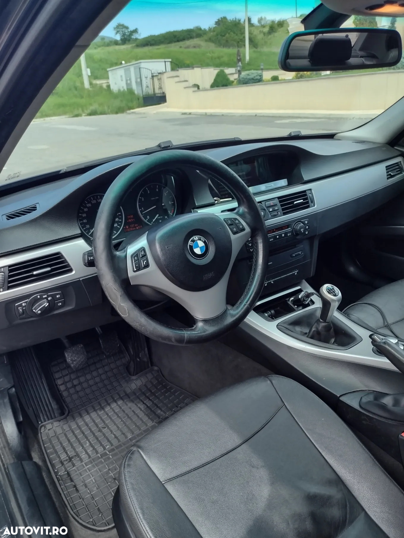 BMW Seria 3 320i - 7