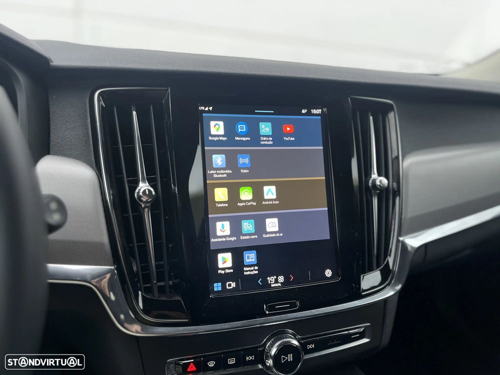 Volvo V90 2.0 B4 Core - 29