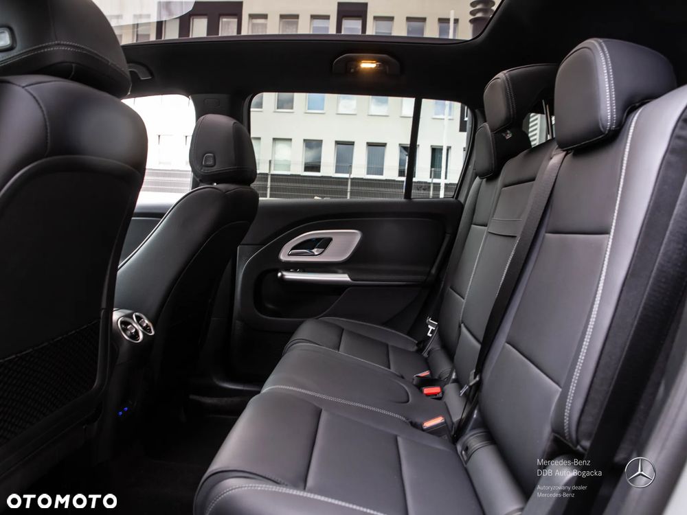 Mercedes-Benz GLB 220 mHEV 8G-eDCT - 11