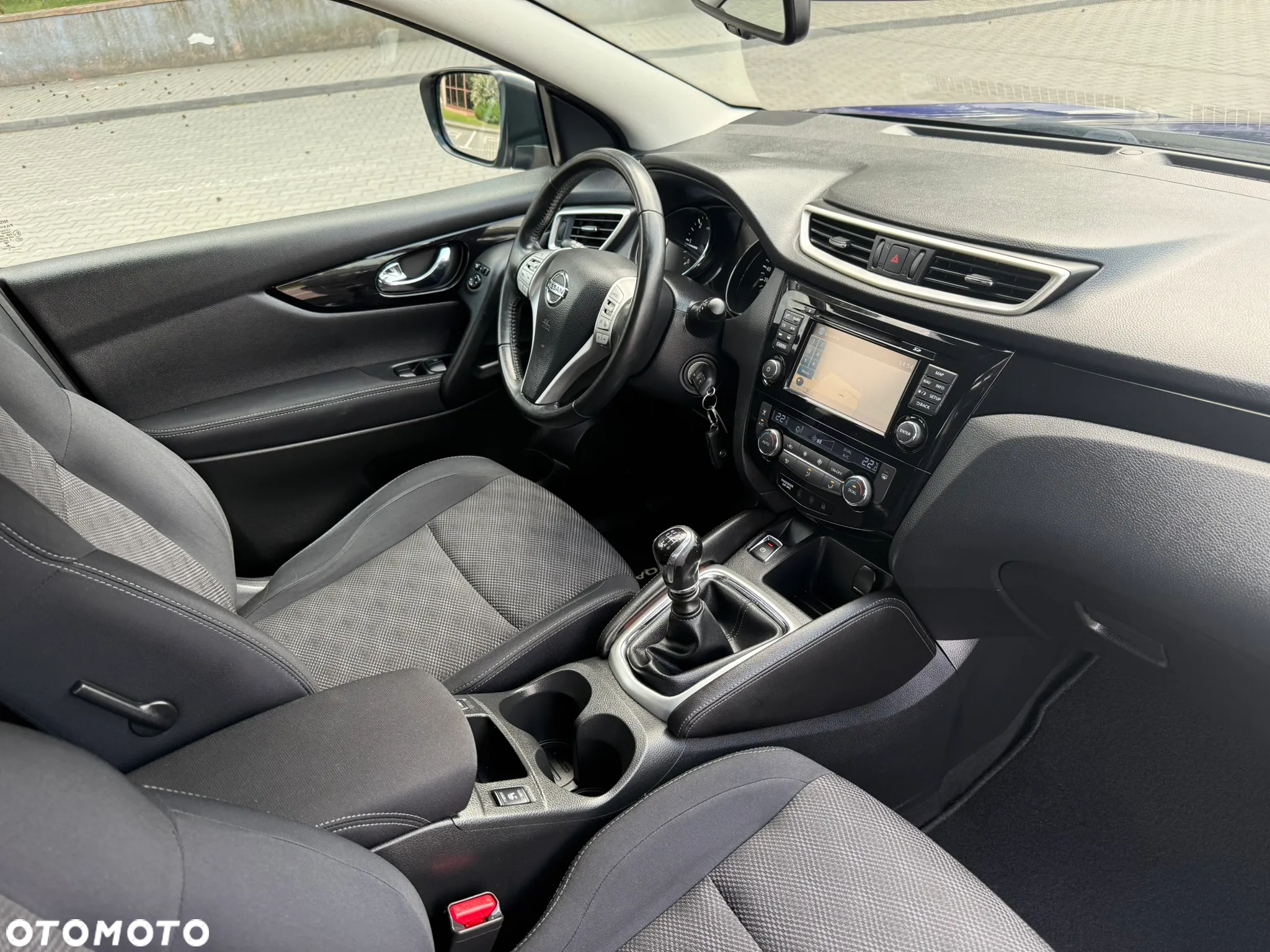 Nissan Qashqai 1.6 dCi Visia S&S - 33