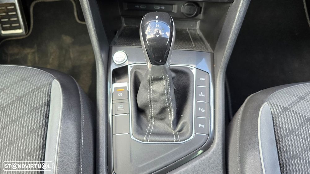 VW Tiguan 1.4 TSI eHybrid R-Line DSG - 48