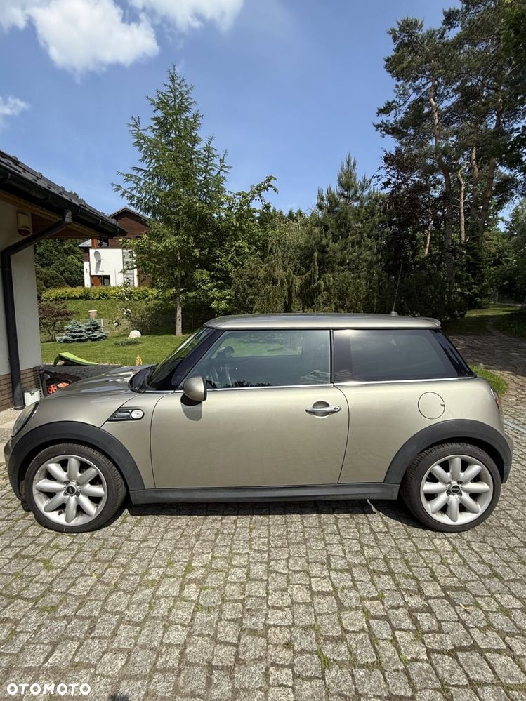 MINI Cooper Standard - 3