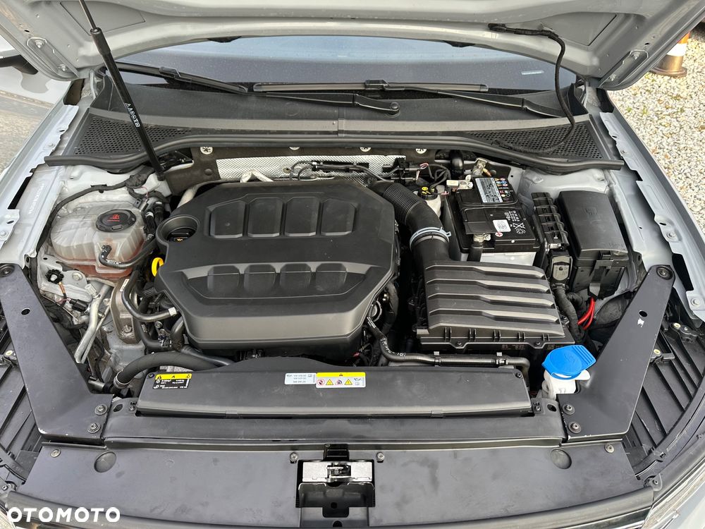 Volkswagen Passat 2.0 TSI Elegance DSG - 20