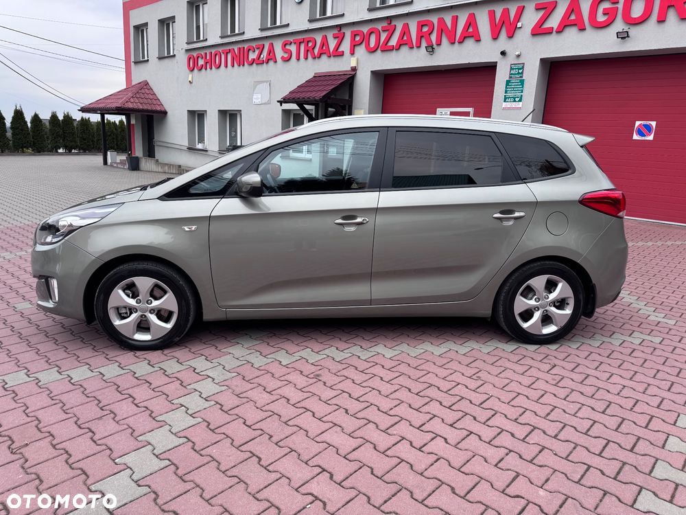 Kia Carens 1.6 GDI M - 10