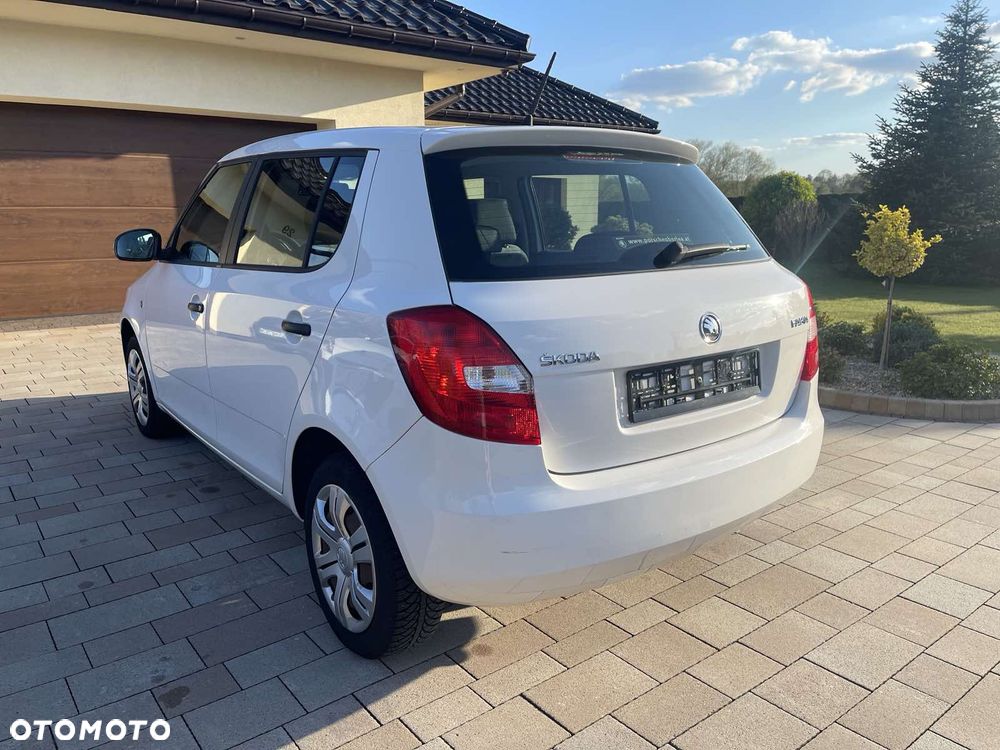 Skoda Fabia 1.2 HTP Easy - 2