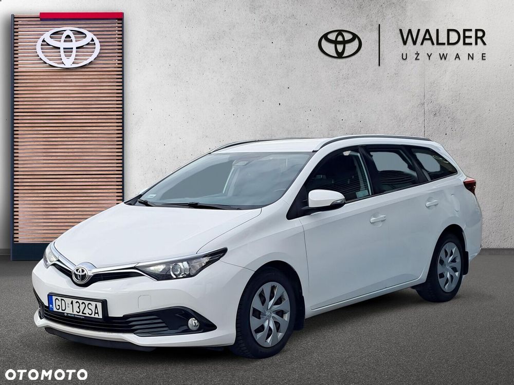 Toyota Auris 1.4 D-4D Premium - 1