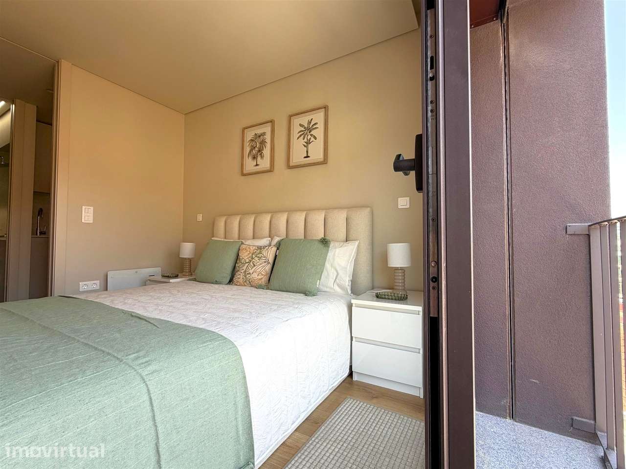 T1 novo mobilado e equipado com despesas incluídas| Boavista | Casa da - Grande imagem: 4/15
