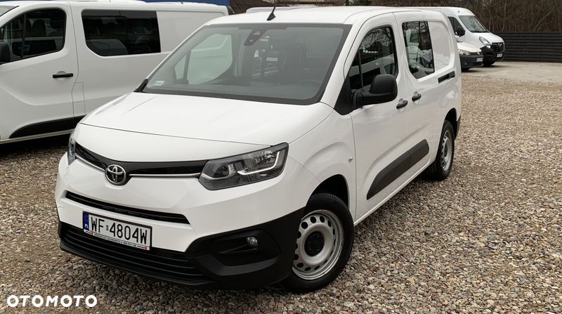 Toyota PROACE CITY BRYGADÓWKA L2H1, VAN 5 osobowy, Homologacja cięż. N1, Duża ład-772kg Koła-16 Skrzynia biegów 6stop. Ściana dział. składana 2x Boczne drzwi - 16