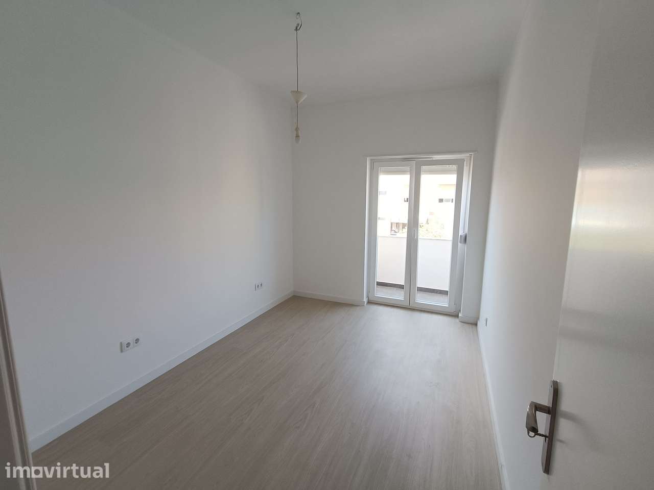 Apartamento T3 com varanda no Barreiro - Grande imagem: 4/12