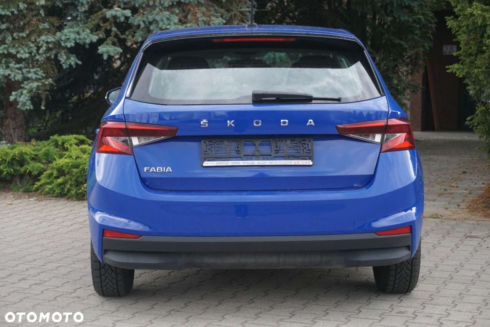 Skoda Fabia - 7