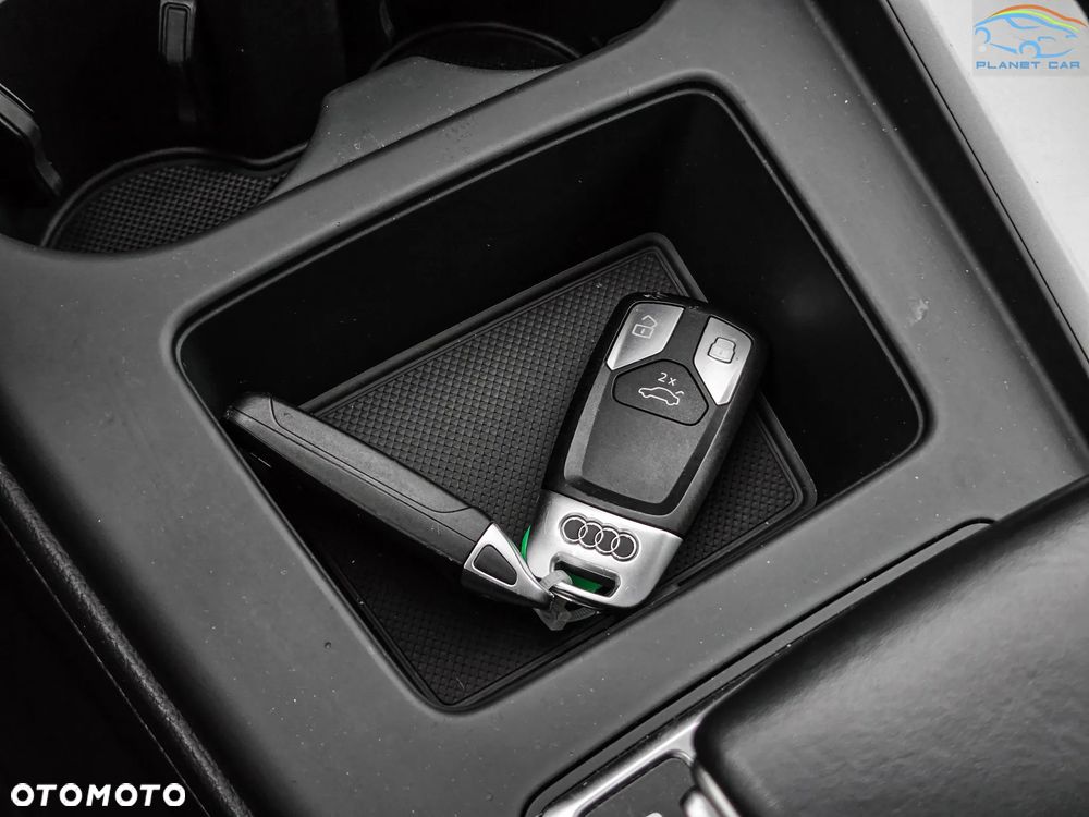 Audi A4 Avant 2.0 TDI S tronic design - 36
