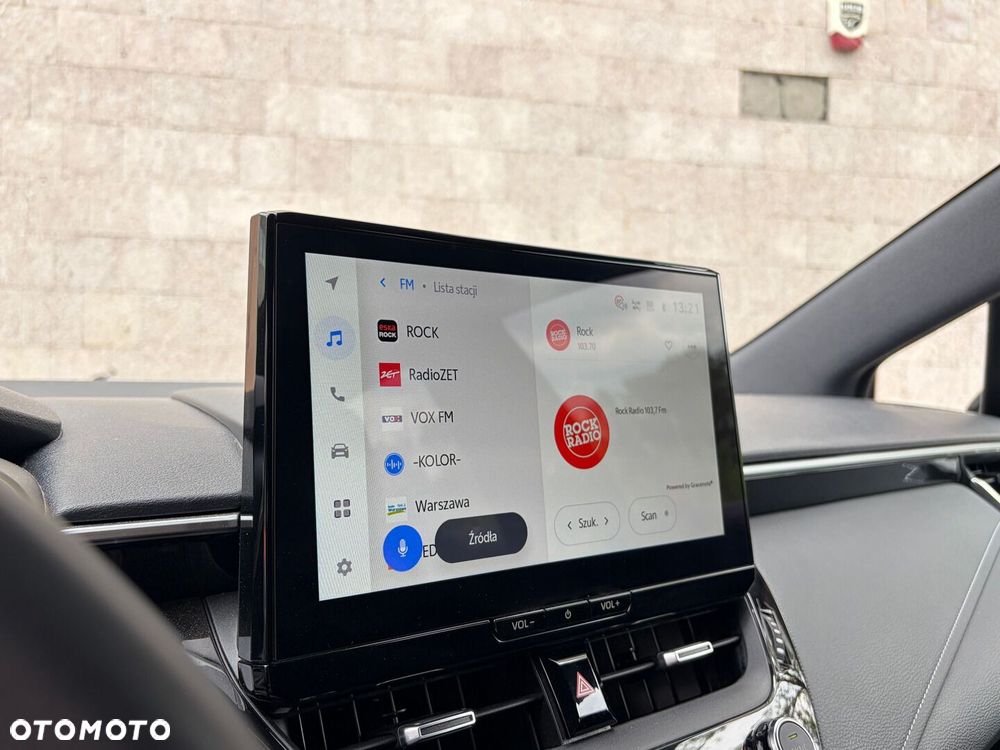 Toyota Corolla 1.8 Hybrid Comfort - 23