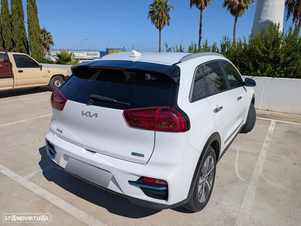 Kia e-Niro Vision - 24