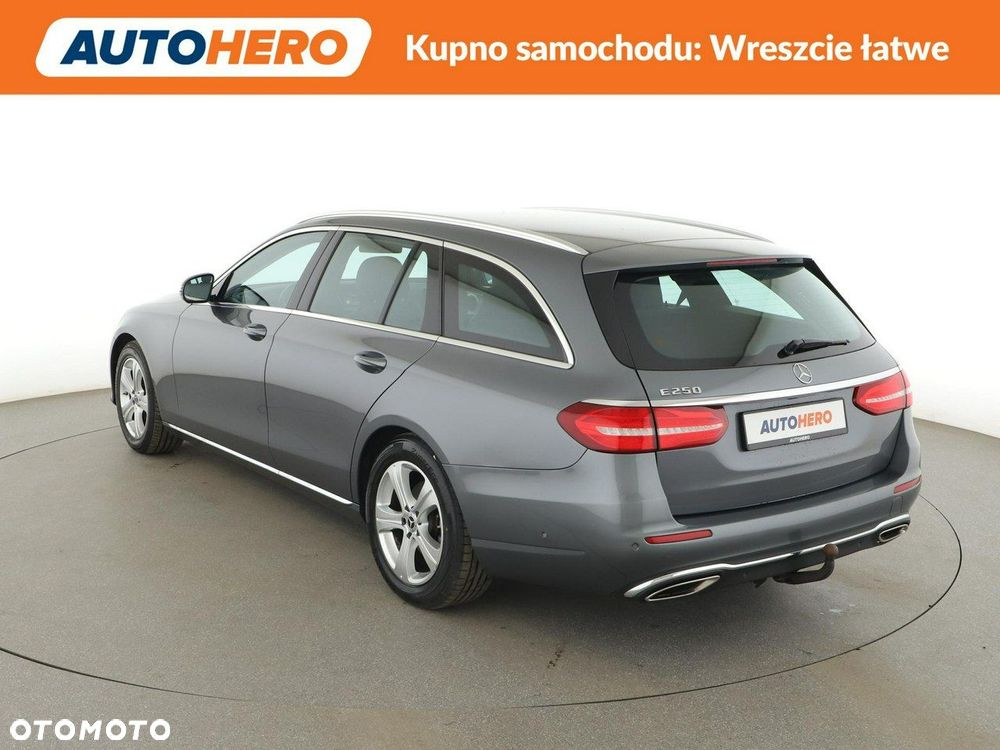 Mercedes-Benz Klasa E 250 9G-TRONIC Avantgarde - 4