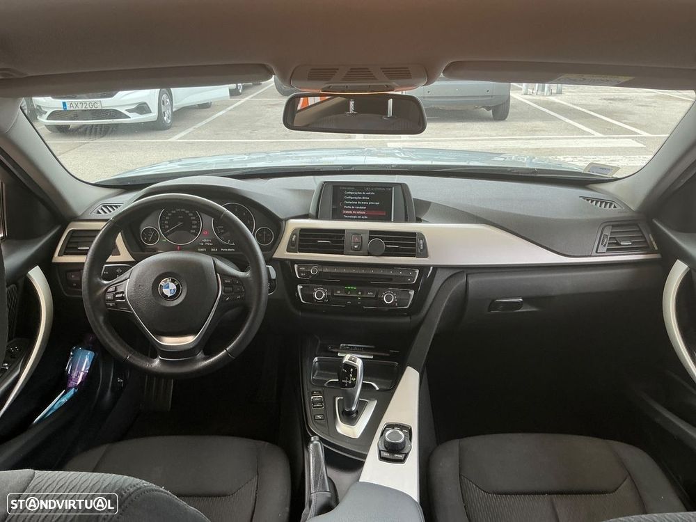 BMW 318 d Advantage Auto - 12