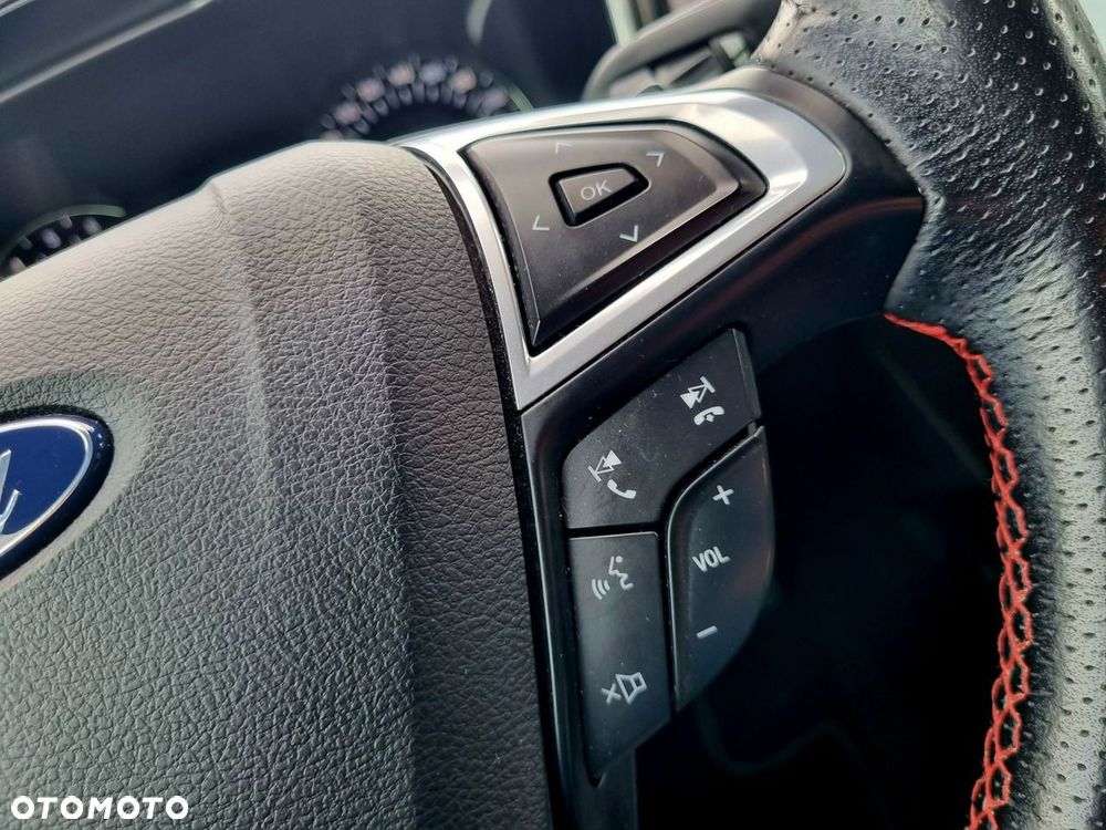 Ford Mondeo - 19