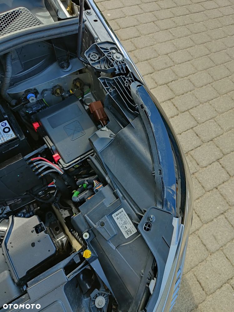 Peugeot 3008 BlueHDi 130 Stop & Start EAT8 Allure Pack - 14
