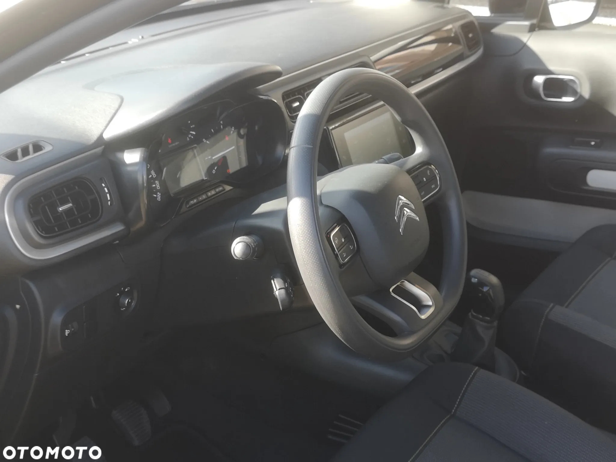 Citroën C3 1.2 PureTech C-Series - 11