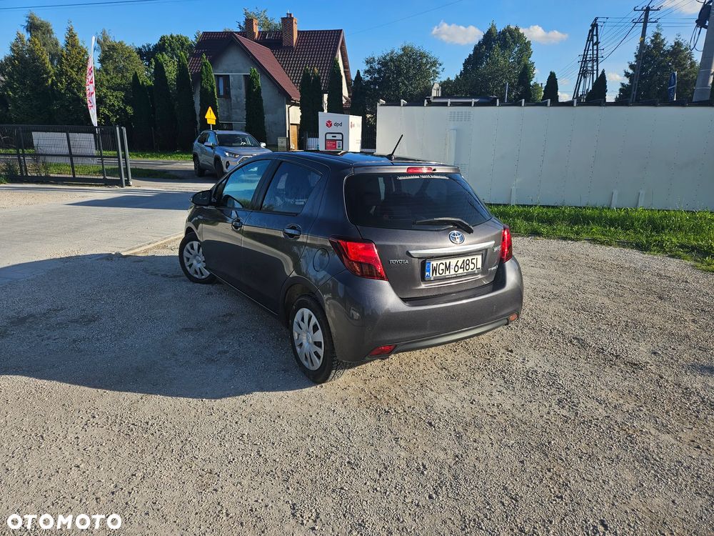 Toyota Yaris Hybrid 100 Premium EU6 - 3