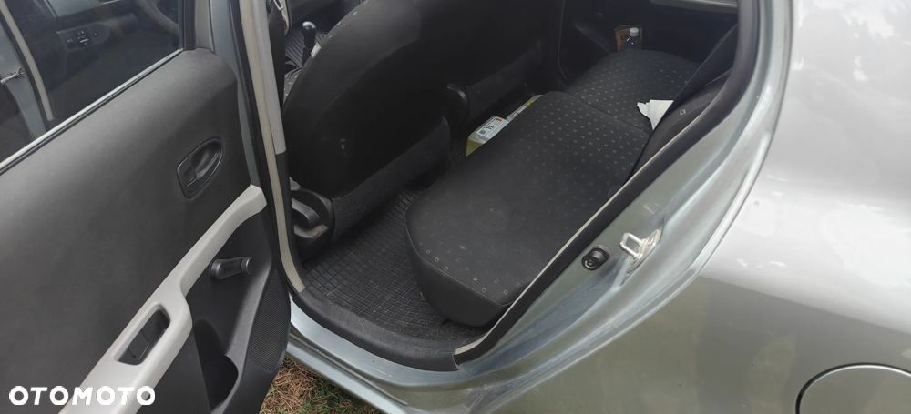 Toyota Yaris 1.4 D-4D Terra A/C - 14