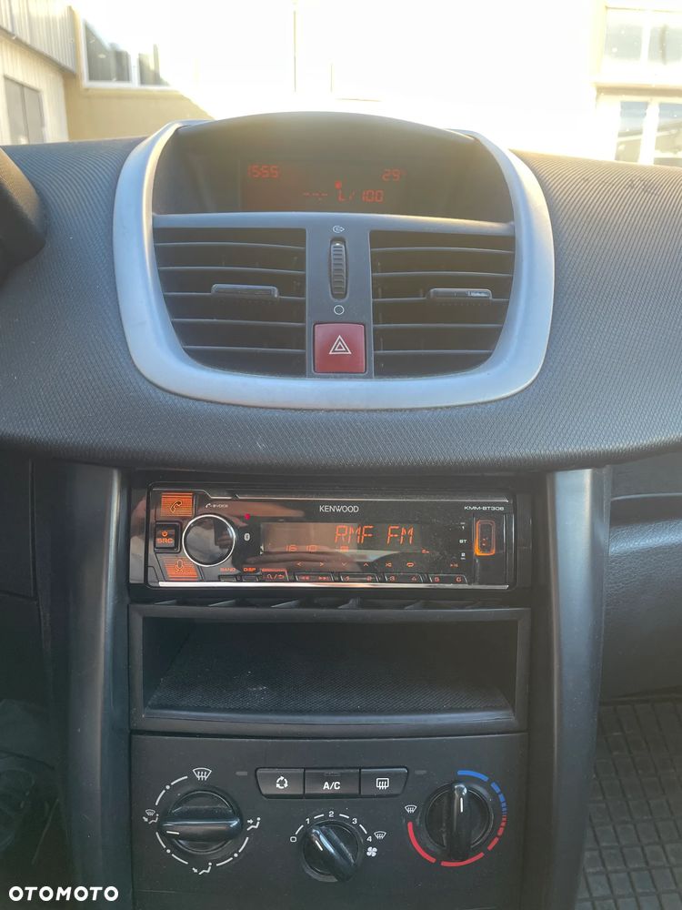 Peugeot 207 1.6 HDi - 17