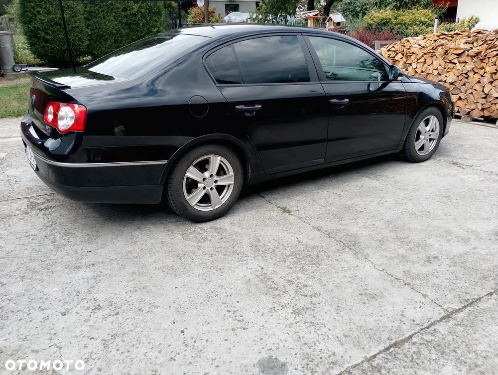 Volkswagen Passat 2.0 TSI Automatik Individual - 11