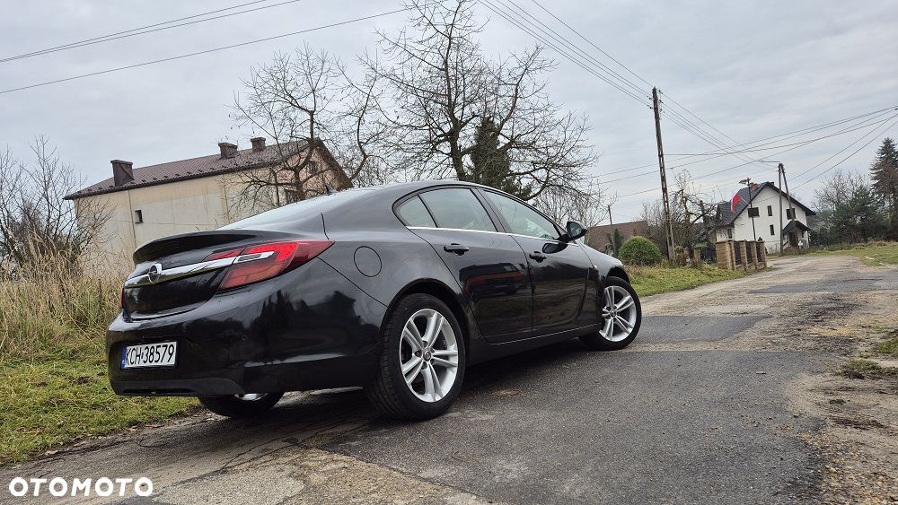 Opel Insignia 1.4 T Cosmo S&S - 3