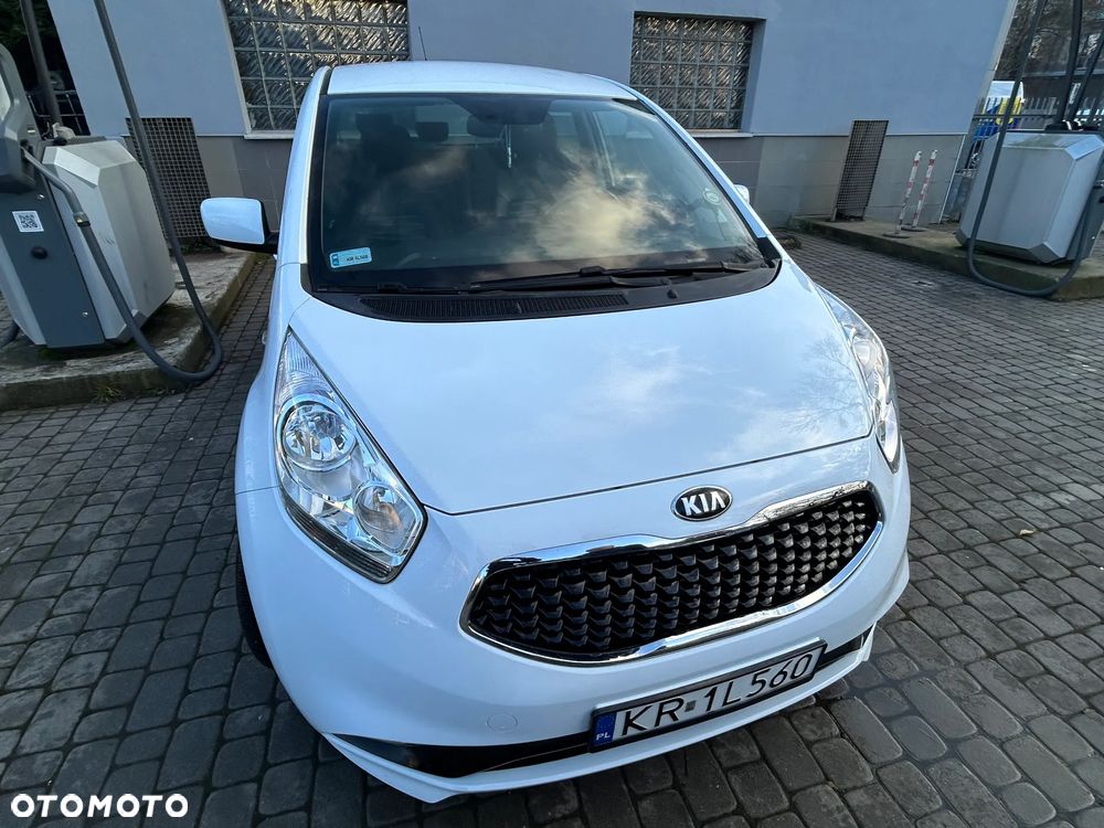 Kia Venga 1.4 Business Line - 11