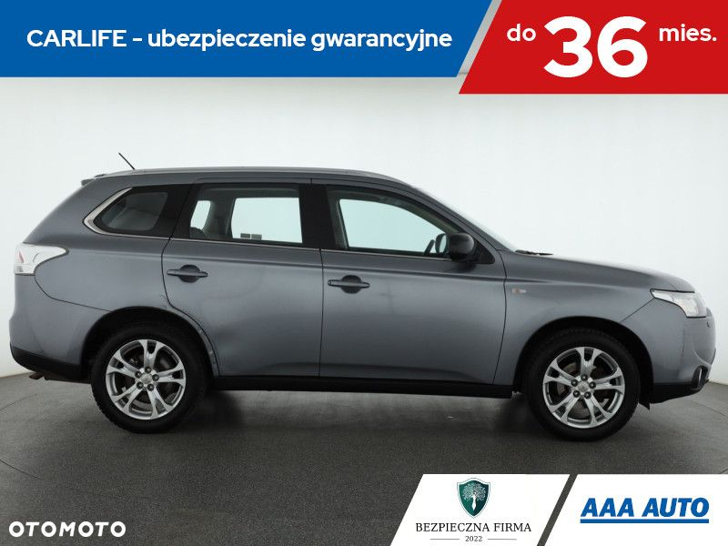 Mitsubishi Outlander - 7
