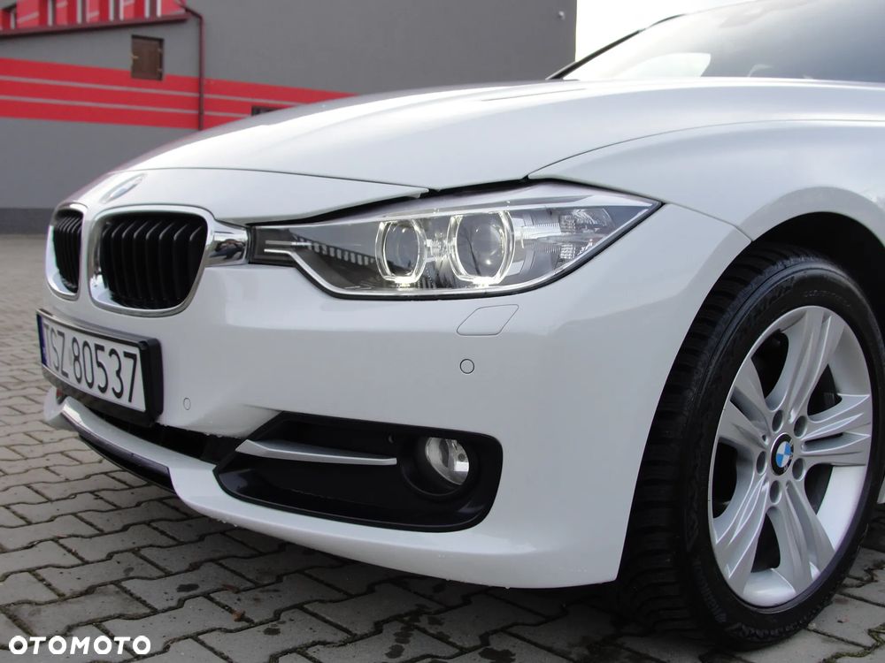 BMW Seria 3 318d Blue Performance Sport Line - 15