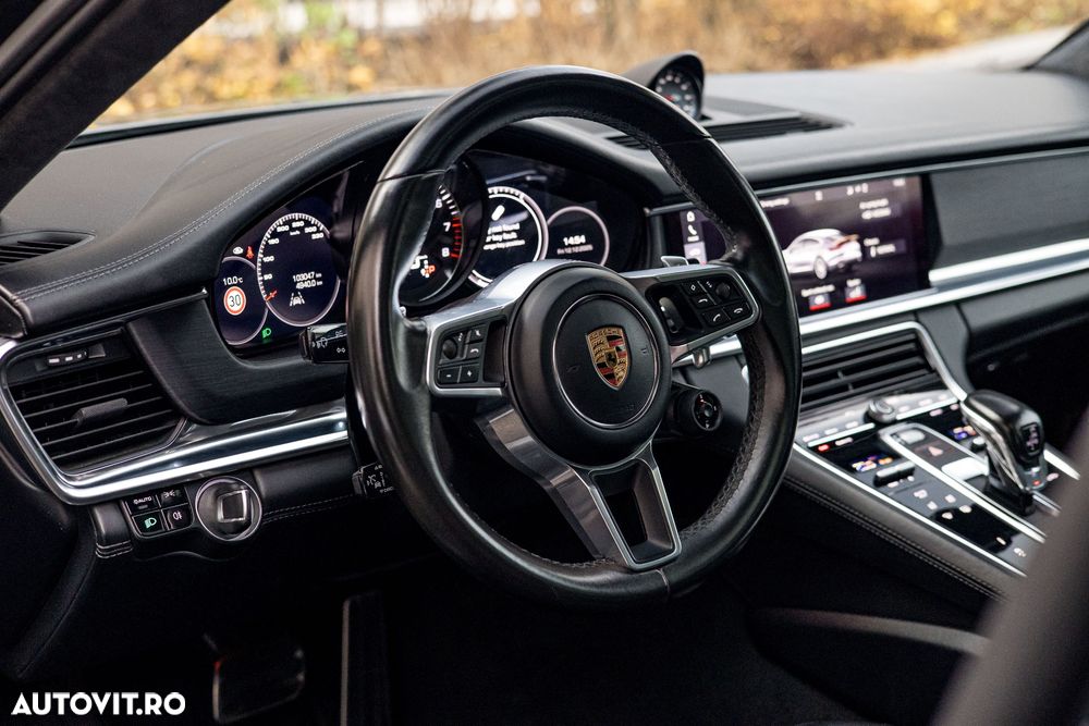 Porsche Panamera - 10