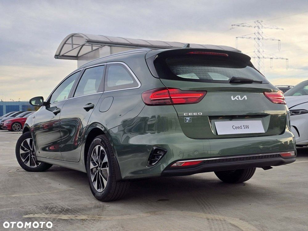 Kia Ceed 1.5 T-GDI M DCT - 5