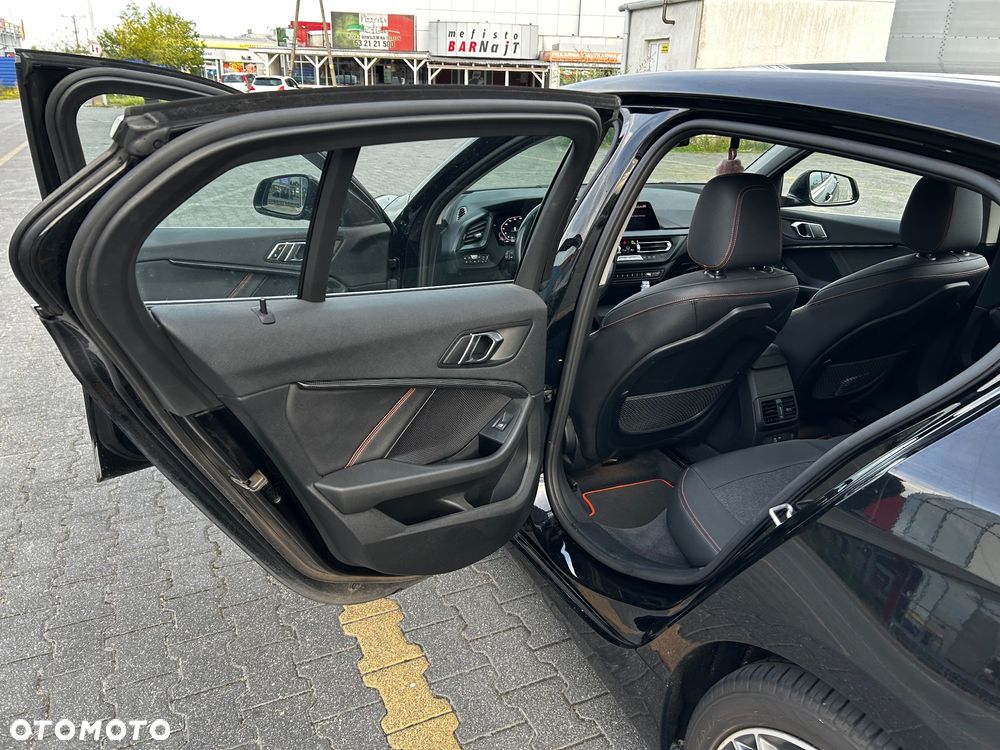 BMW Seria 1 118i Sport Line - 11