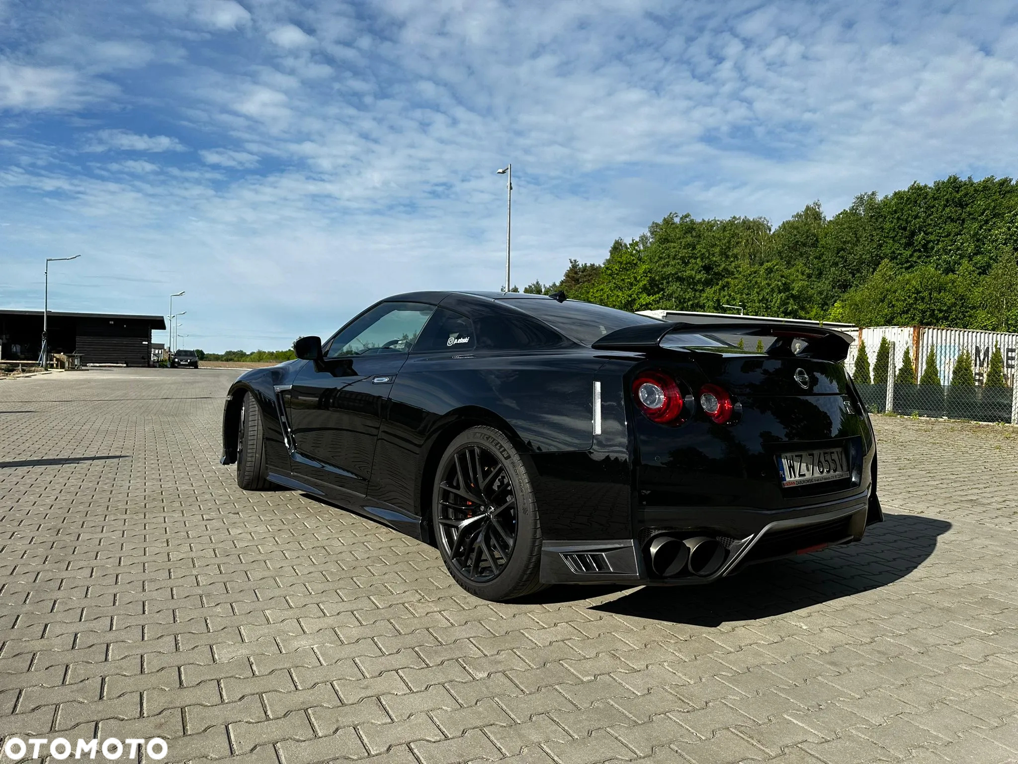Nissan GT-R Prestige - 11