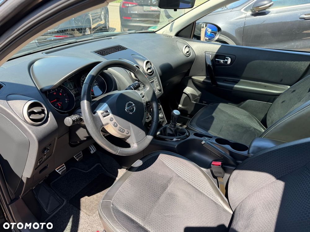 Nissan Qashqai+2 2.0 Tekna Premium - 22