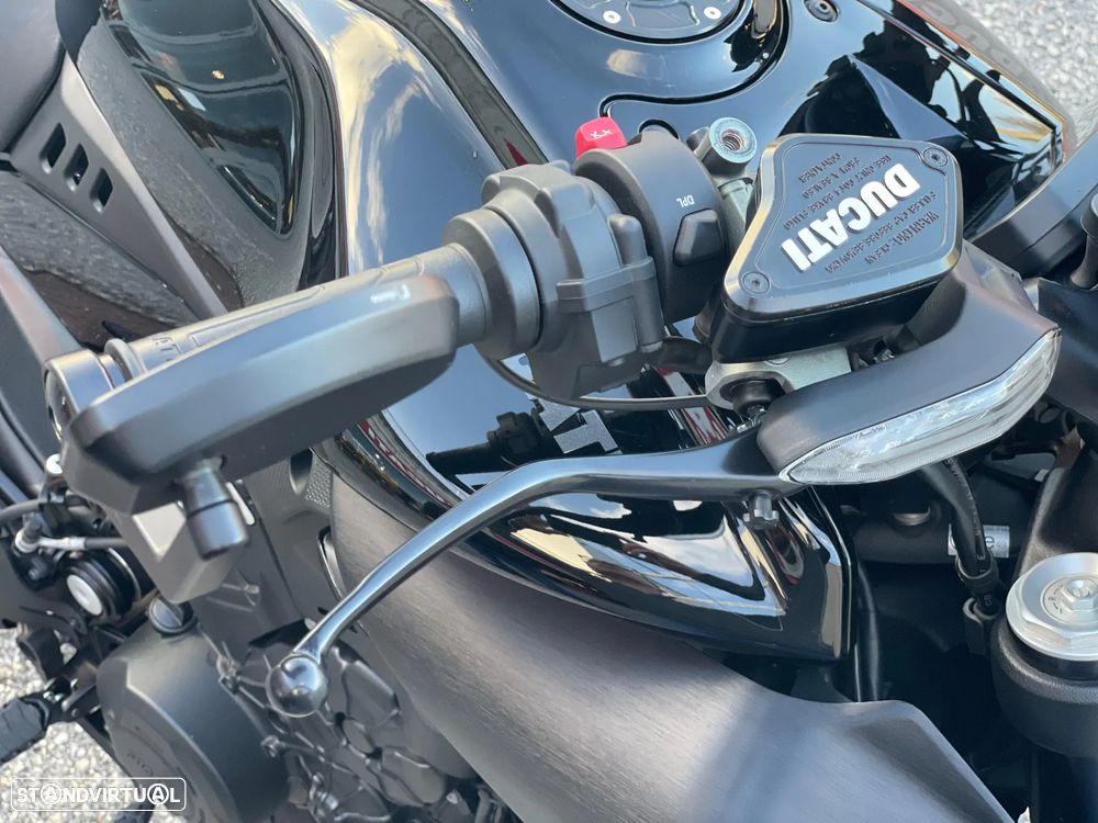 Ducati Diavel V4 - 16