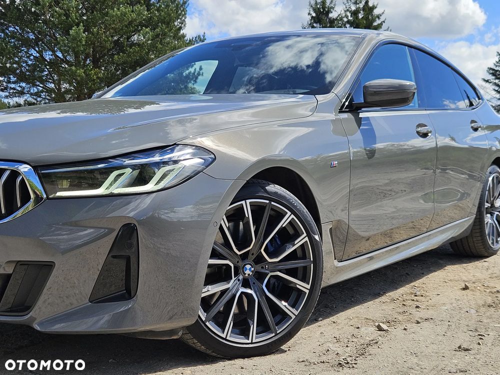 BMW 6GT - 12