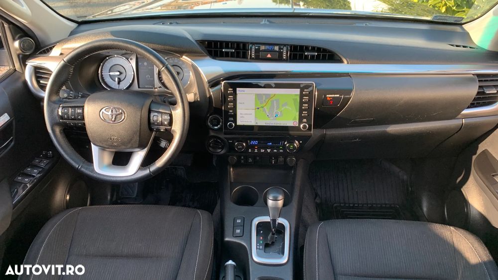 Toyota Hilux 2.8D 204CP 4x4 Double Cab AT Executive Color Edition - 10